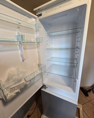 Frigorifero frigo da incasso CBL3518F/L  CANDY