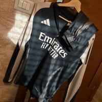 Tuta completa grigia real madrid x adidas