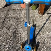 Monopattino per bambini a 3 ruote