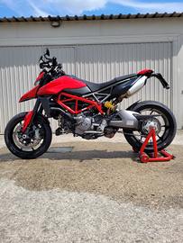 Ducati Hypermotard 950