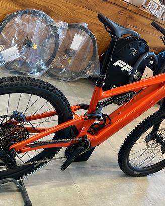 E-mtb SPECIALIZED TURBO LEVO 4 - COMP - carbonio