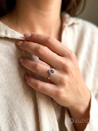 Anello Diamanti e Rubino