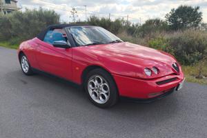 Alfa Romeo spider 916