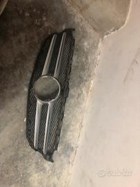 Griglia Mercedes c220 v205