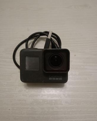 GoPro Hero 2018 con batteria, cavo e SD 32GB
