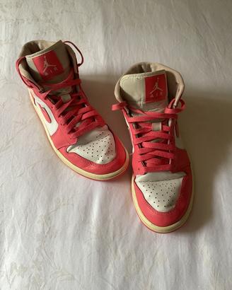 Scarpe Nike Jordan ragazza rosa-bianco numero 39