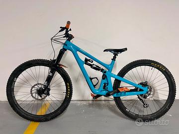 Yeti SB150 C – Taglia M – Enduro Full Carbon