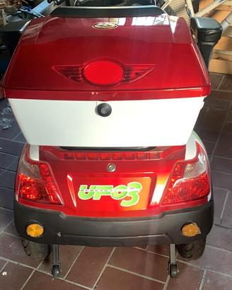 UFO3 Scooter Elettrico 3 Ruote