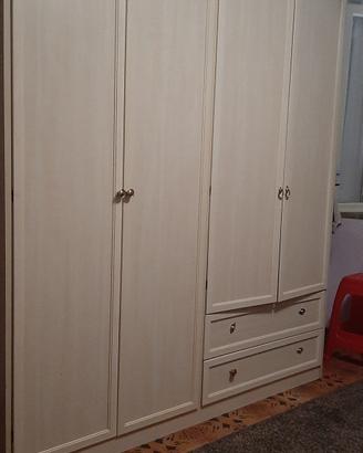 armadio 2.30m2.00m