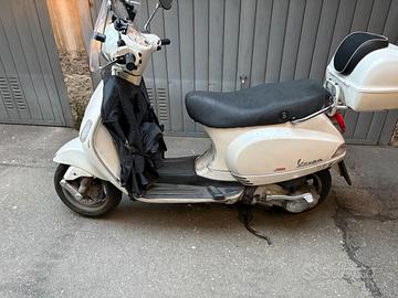 Vespa LX 150