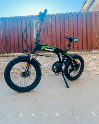 BICI ELETTRICA PIEGHEVOLE KAWASAKI – FAT BIKE