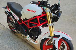 ducati moster 