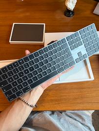 Magic Keyboard (il trackpad in foto è già venduto)