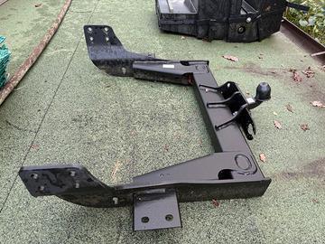 Gancio di traino nuovo Ford Transit 2024 4x4