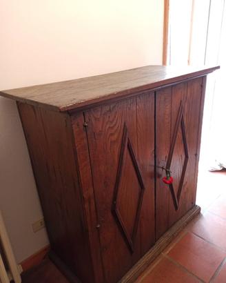 Credenza arte povera