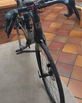 bici Gravel Moser pedalata assistita