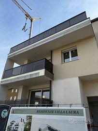 Appartamento di 130 m² con 4 locali e box auto a P