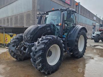 Trattore Valtra N124 Hi-Tech