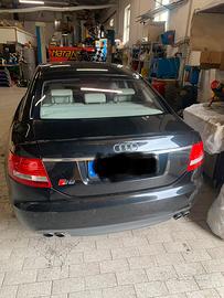 Audi S6 lambo