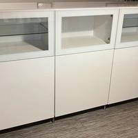 Ikea BESTÅ credenza con ante in vetro