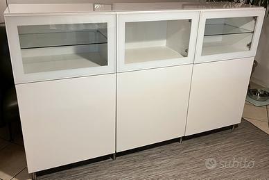 Ikea BESTÅ credenza con ante in vetro