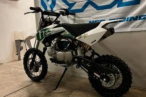 Pit bike ycf lite f125 cross 2025