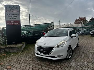 Peugeot 208 PureTech 82 ETG5 S&S 5 porte Allure