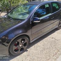 Volkswagen golf GTI  200cv