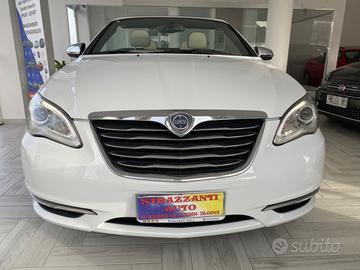 Lancia Flavia 2.4 170cv PLATINUM CABRIO 4POSTI2013