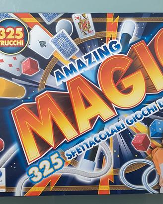  Set di giochi di magia chiamato "Amazing Magic" +