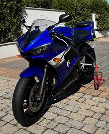 Yamaha R6 - 2004 - solo 9000 km