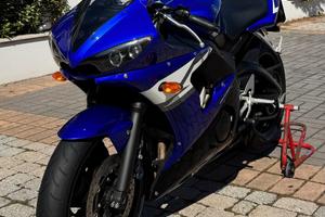 Yamaha R6 - 2004 - solo 9000 km