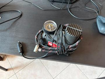 Mini compressore d'aria portatile