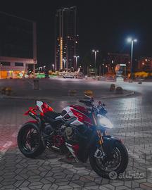 Ducati streetfighter v4s 2023