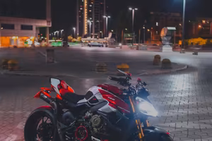 Ducati streetfighter v4s 2023