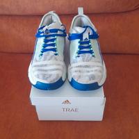 Scarpe basket Adidas Trae Unlimited J n. 38 2/3