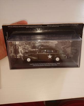 Modellino Auto Cadillac Series 75 Fleetwood 