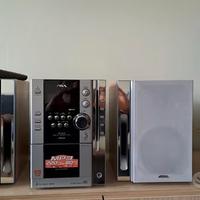 Stereo AIWA con 5 cd, cassetta, radio e due