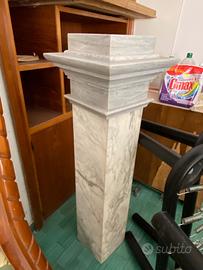 Due colonne di marmo
