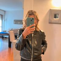 Giubbino biker in finta pelle di Zara