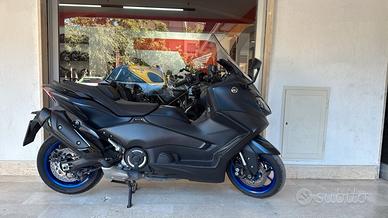 Yamaha T Max 560