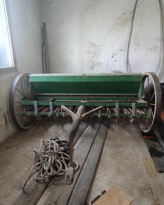 Seminatrice OMA 225