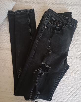Jeans strappati neri taglia XS
