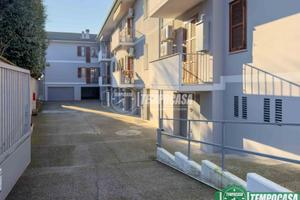 TRE LOCALI RISTRUTTURATO CON BOX E CANTINA