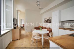 Appartamento di 48 m² con 2 locali e box auto a Mi