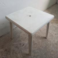 tavolo quadrato resina con buco per ombrellone