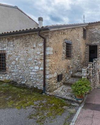 Appartamento di 111 m² con 3 locali a Morro Reatin