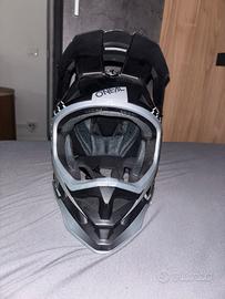 Casco O’neal  M