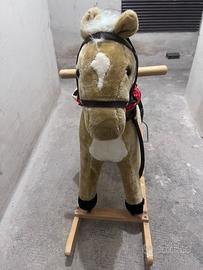 Cavallo a dondolo New Classic Toys