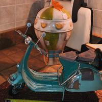 Modellino Artigianale Vintage in metallo Vespa ann